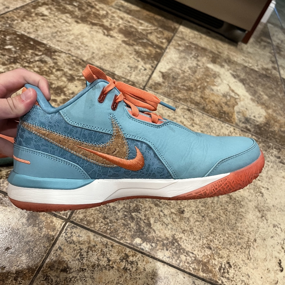 ZM Lebron NXXT GEN AMPD Shoes - Picture 2 of 9